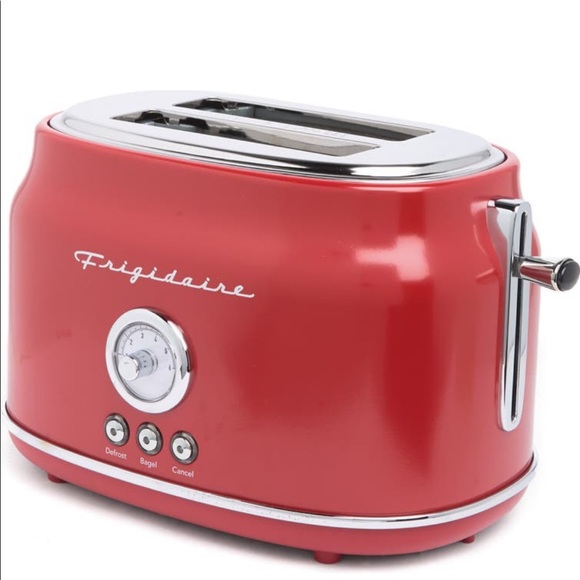 Other - COPY - COPY - *brand new Frigidaire Retro 2-slice toaster!!!